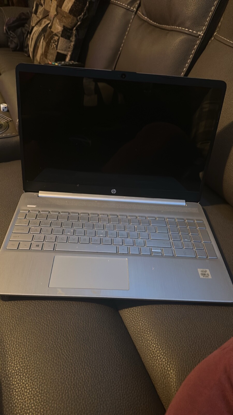 HP 14-DQ5043CL 14 in (512GB SSD, Intel Core i3 12th.Gen., 3.3GHz, 8GB RAM)…