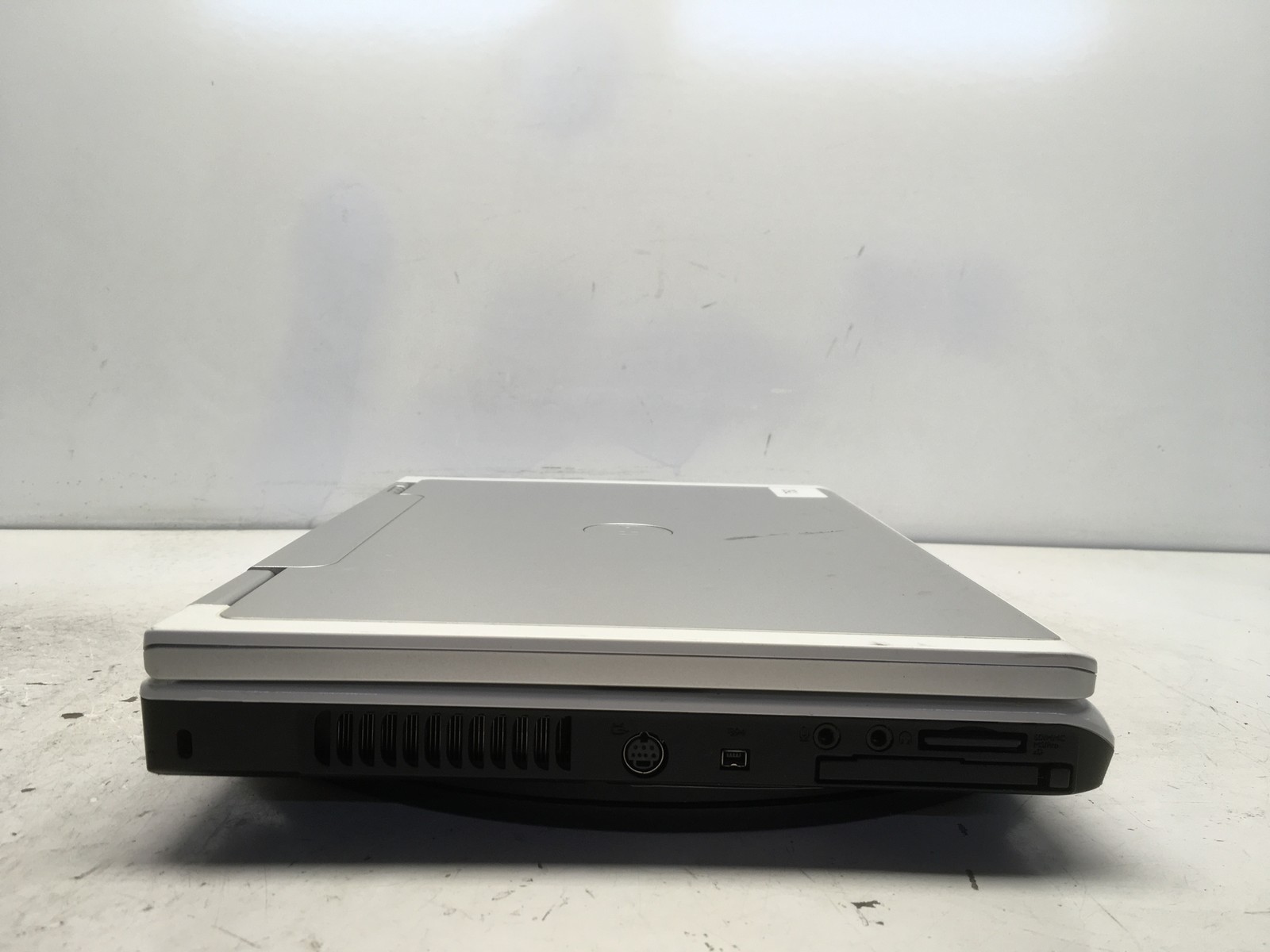 Dell Inspiron E1405 Intel Core Solo 06E8 1.66GHz 512 MB NO HDD No Batt