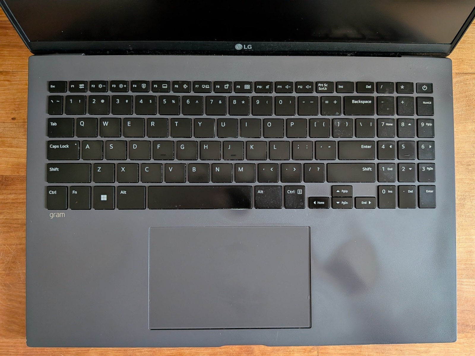 LG Gram 16 – New Battery, i7-1260P, 512GB NVMe, 16GB RAM,