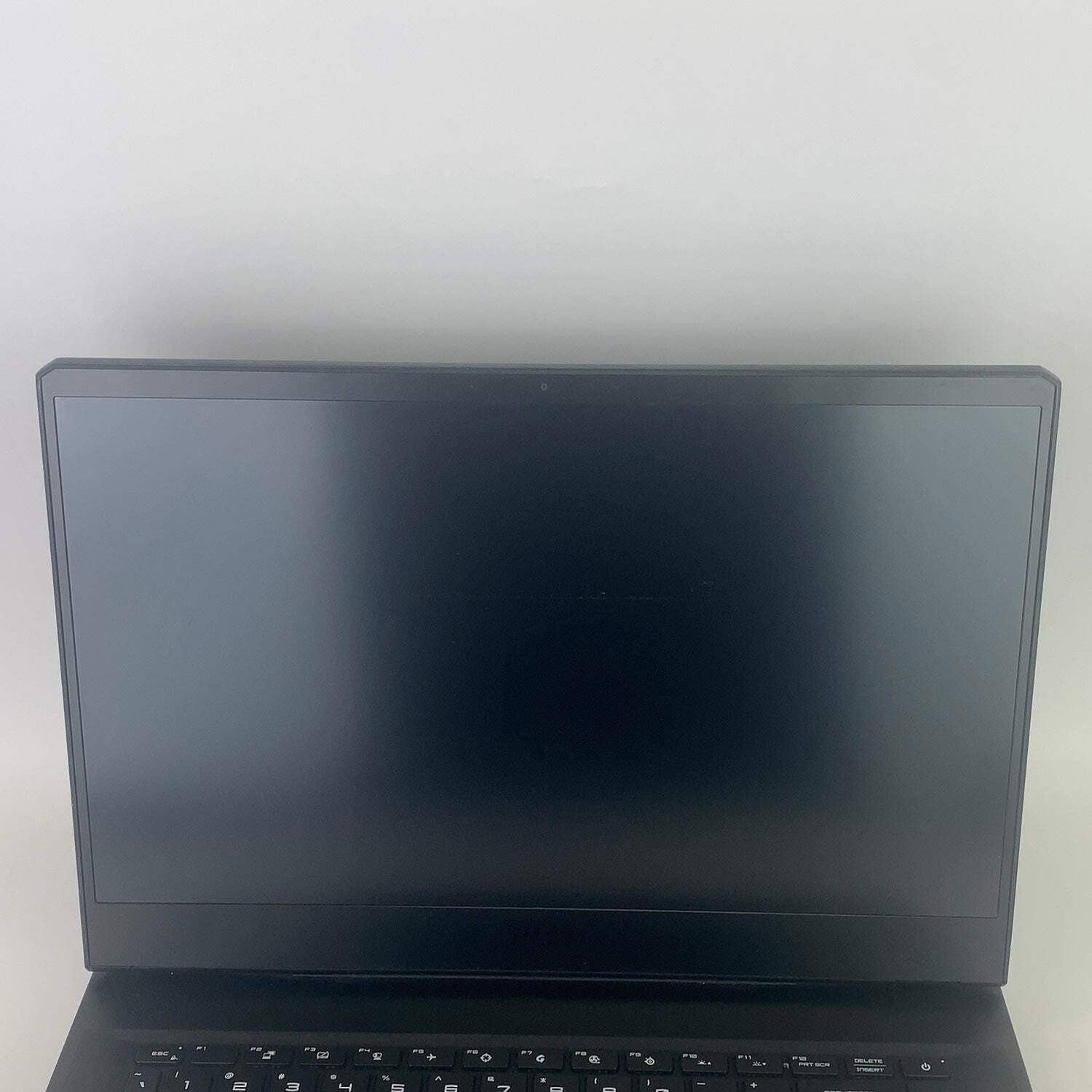 Broken MSI Leopard GP66 15.6″ i7-11800H 2.3GHz 20GB RAM 512GB SSD RTX 3080 READ