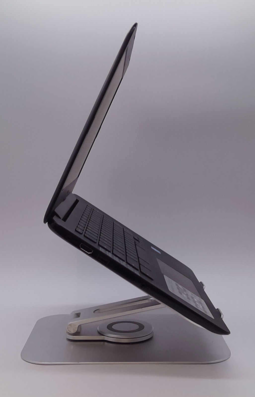 ASUS Chromebook Laptop C300M-DH02 13-inch Intel Celeron N3060 4GB 16GB SSD -USED
