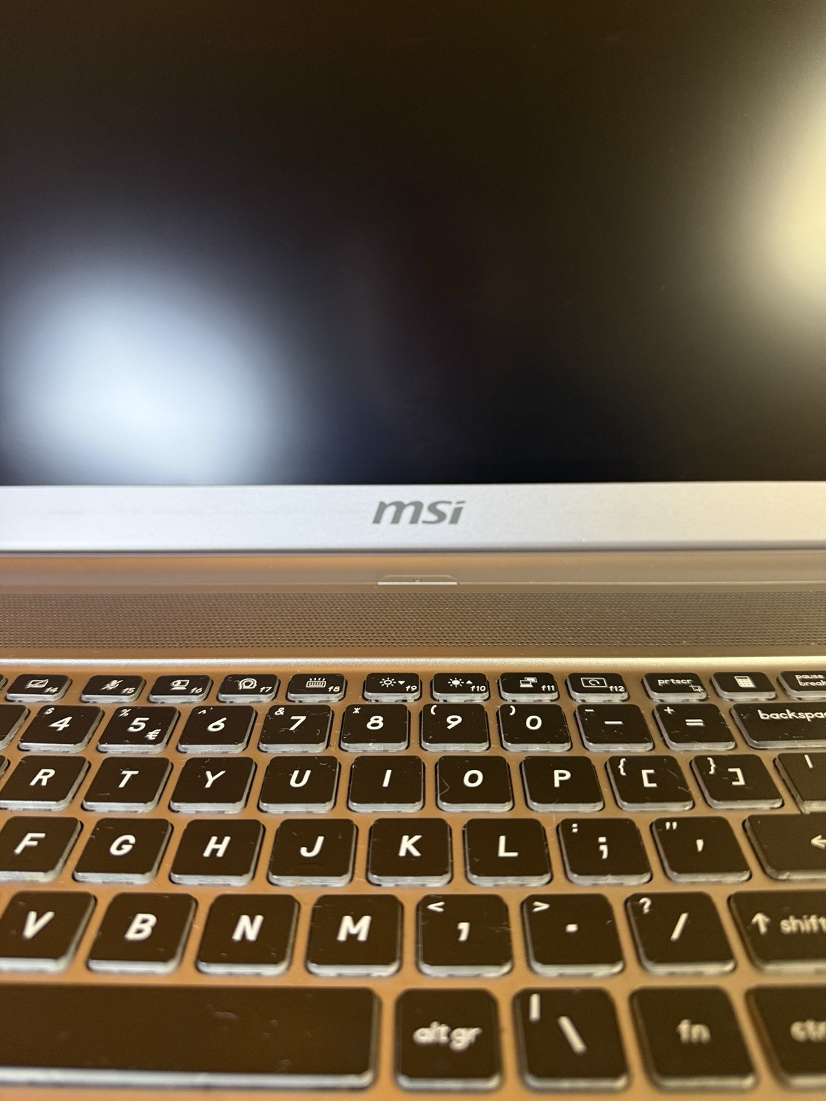 MSI WS75 10TK 17.3″ Laptop i7-10875H 32GBRAM 2TB NVMeSSD Quadro RTX 3000 W11Pro
