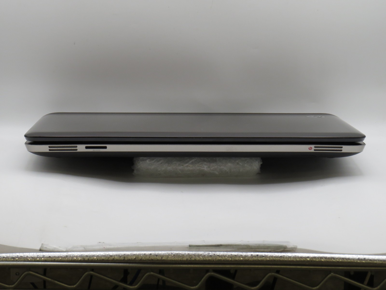 HP Pavilion dv7 i5-2430M @ 2.4GHz 6GB DDR3 128GB SSD 17.3″ No OS/AC/Battery