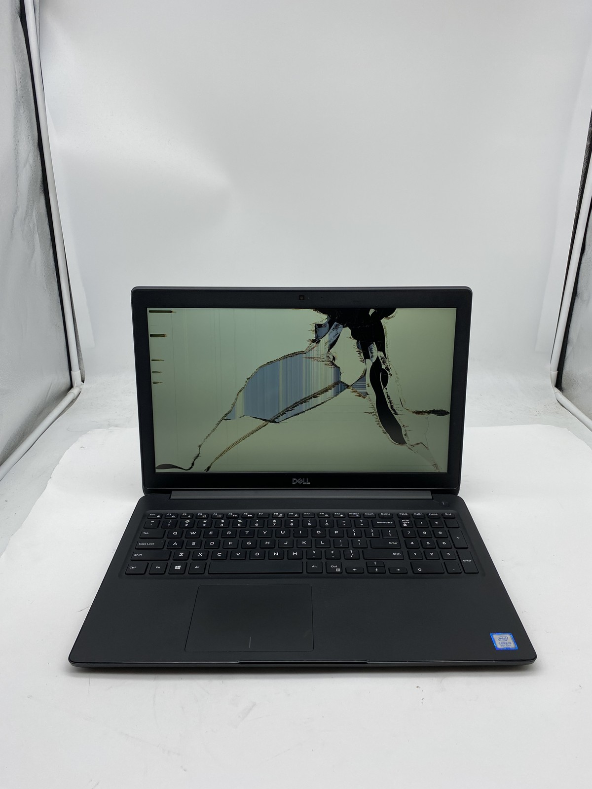 Dell Latitude 3500 Laptop Intel Core i5 8265U 1.6GHz 8GB RAM – No HDD