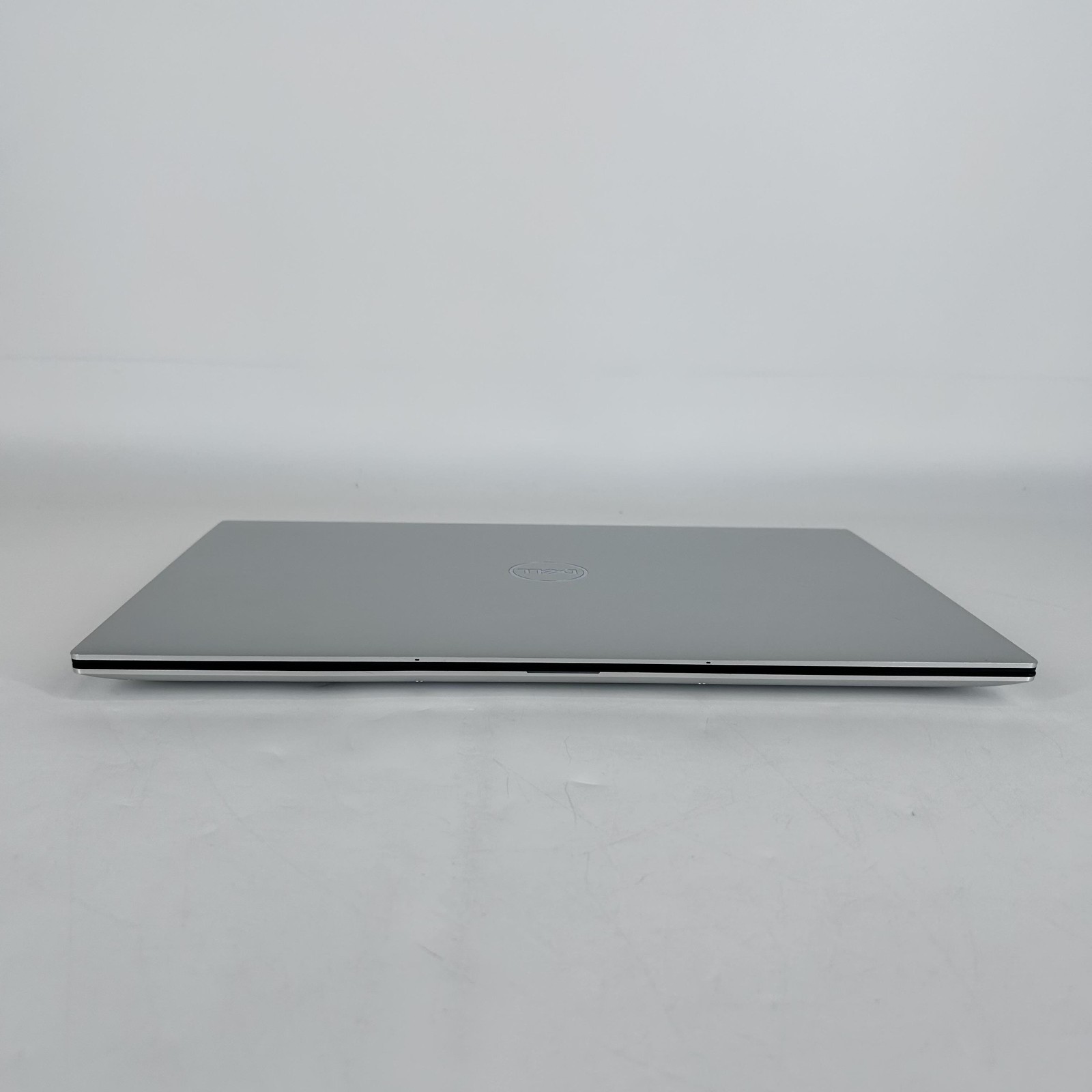 Dell XPS 15 9520 Silver FHD+ 2.3 GHz i7-12700H 32GB 1TB SSD RTX 3050 Ti – BENT