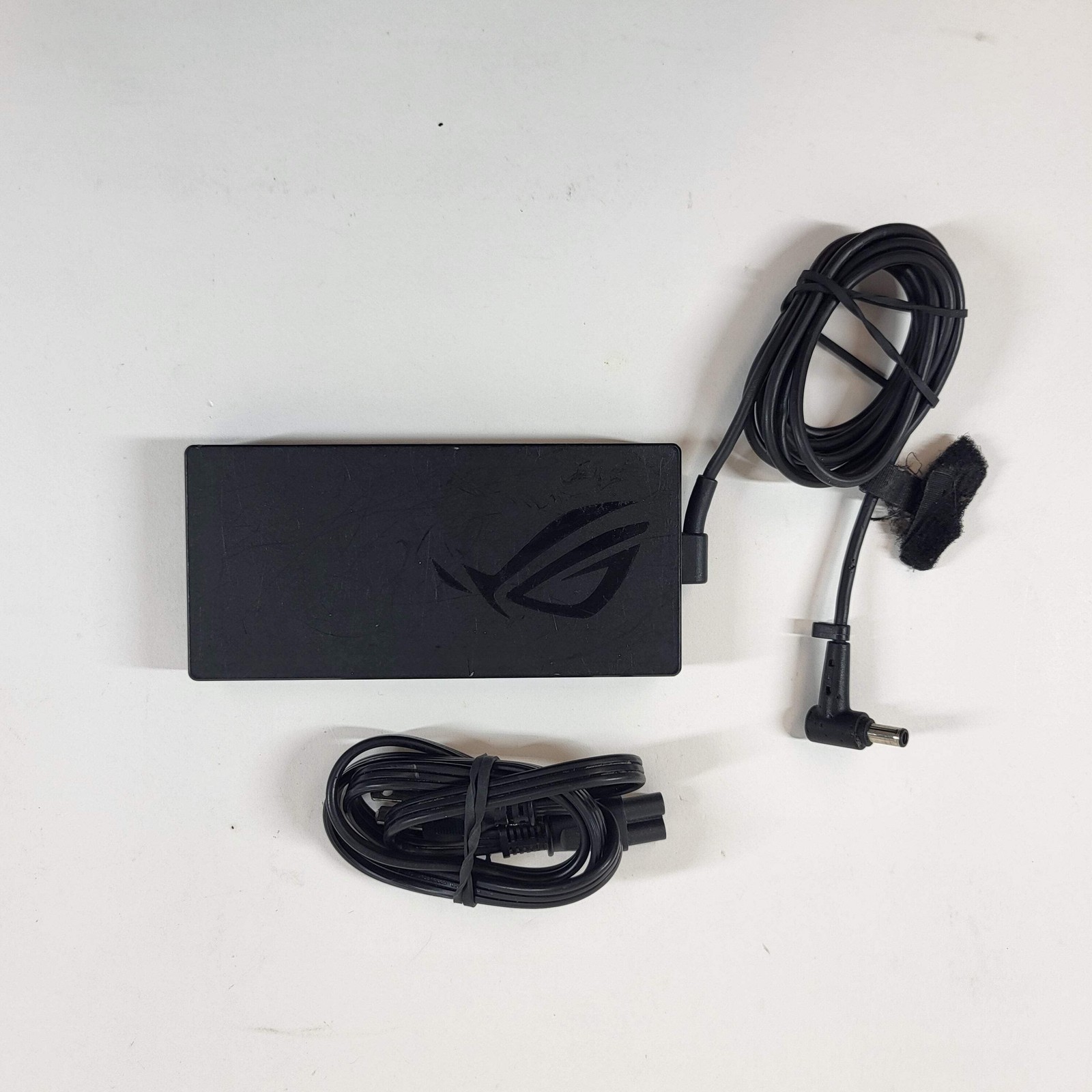 Asus ROG Zephyrus G15 GA503Q 15.6″ Ryzen 9 5900HS 16GB RAM 1TB GeForce RTX 3070
