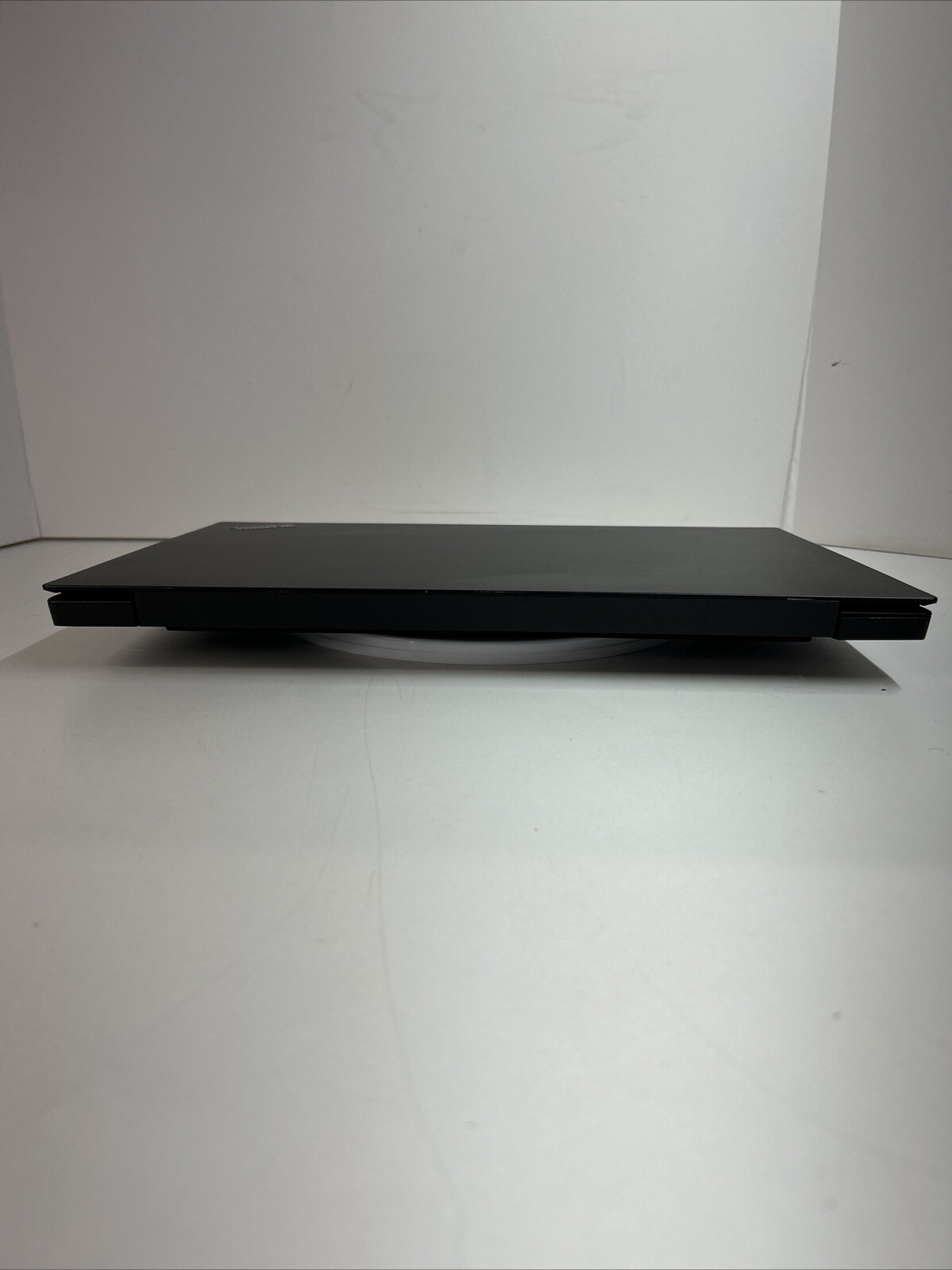 LENOVO THINKPAD E585 AMD RYZEN 3 2200U 2.5GHz 8GB RAM 256GB SSD W11P
