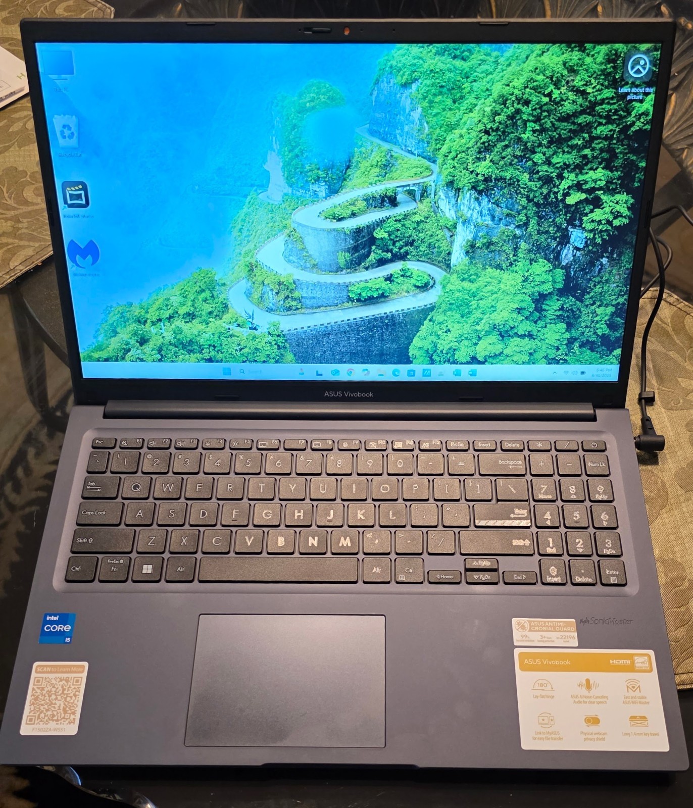 Asus Vivobook 15.6″ Laptop i5-1235U 8GB 512GB Win 11 Home