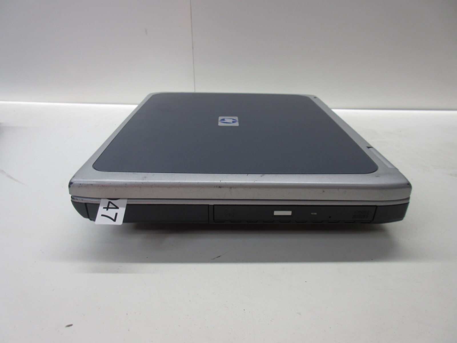HP Pavilion ZE4910US Laptop Intel Celeron M512MB No HDD/Battery/Screen Dim
