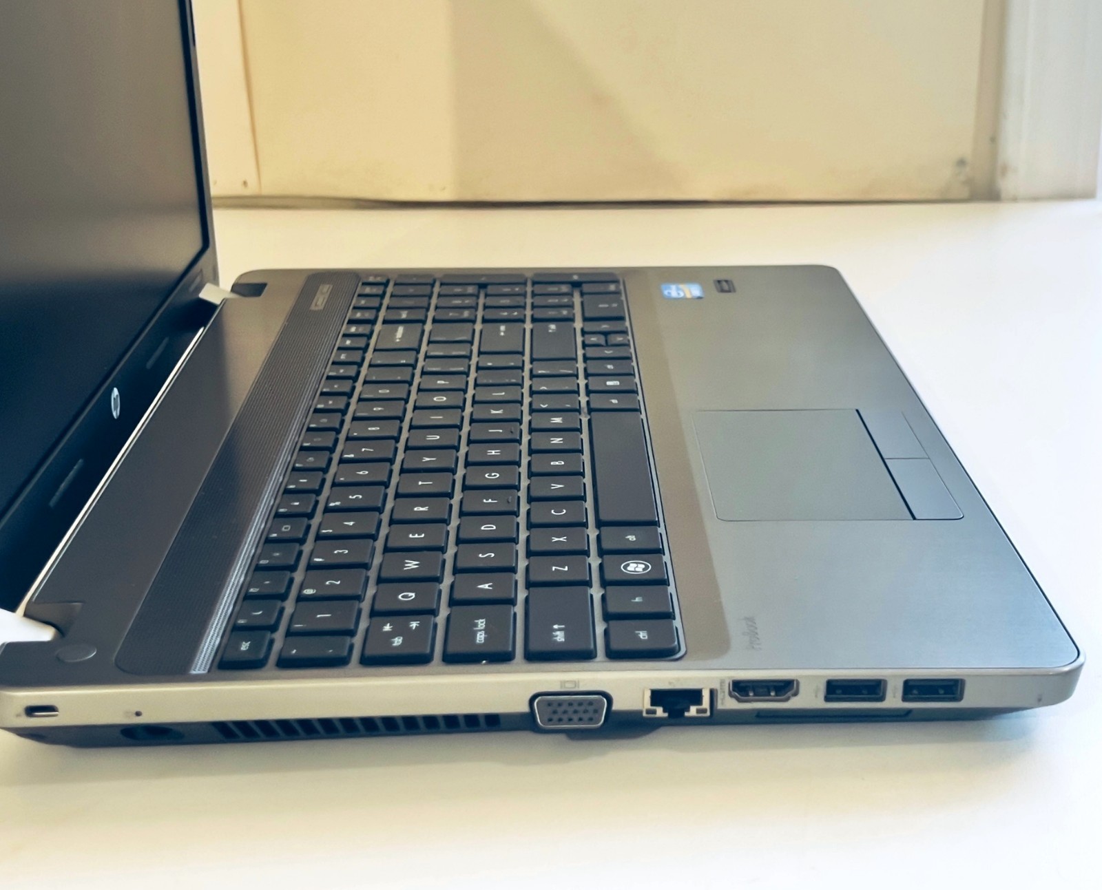 HP PROBOOK 4530S 15″ Core i5-2410M 2.30GHZ 8GB 500GB HIDMI Wi-Fi WINDOWS 7 64BIT