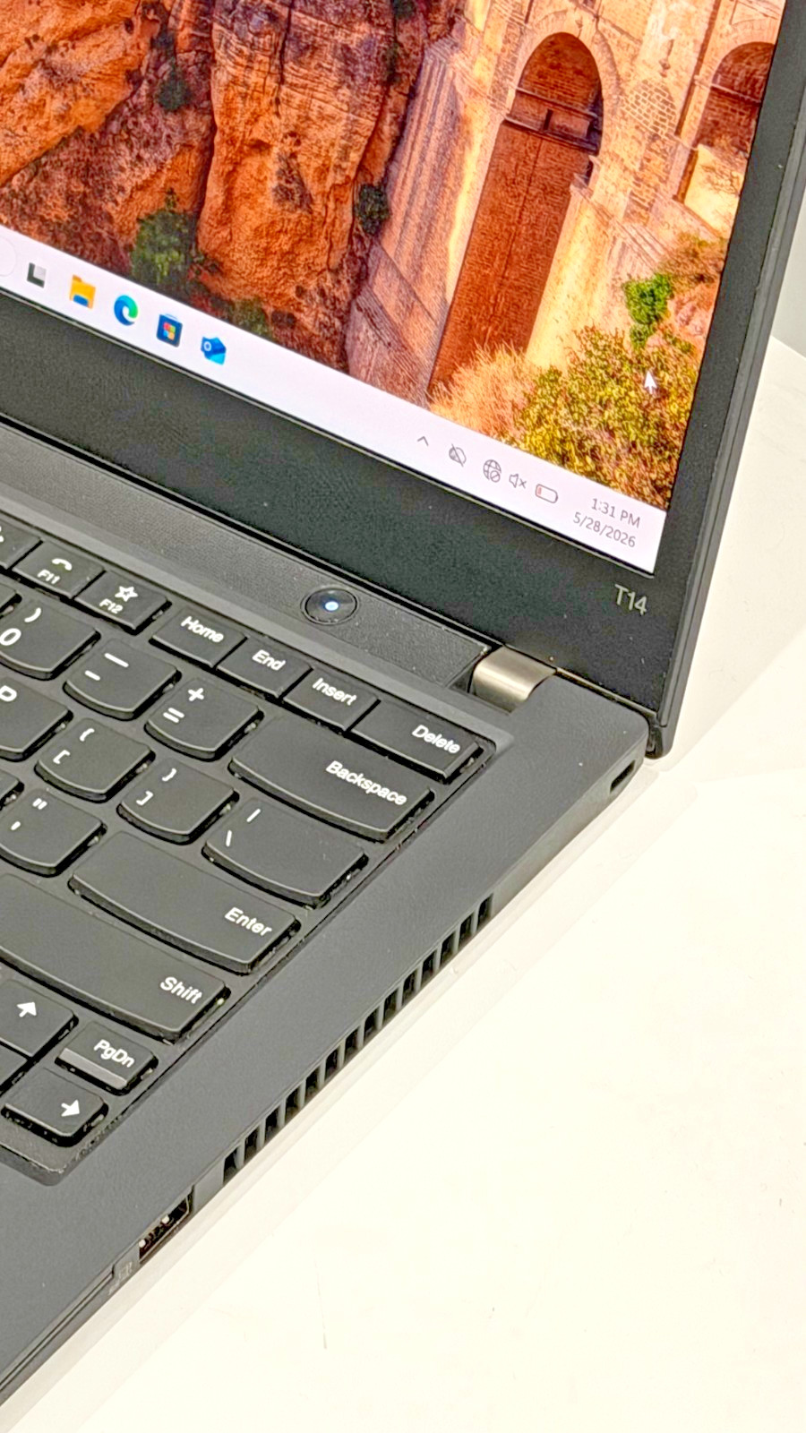 Lenovo ThinkPad T14 Gen 2/ i7 1165G7 16GB/512GB/14″ 4K/ Intel iris xe GPU