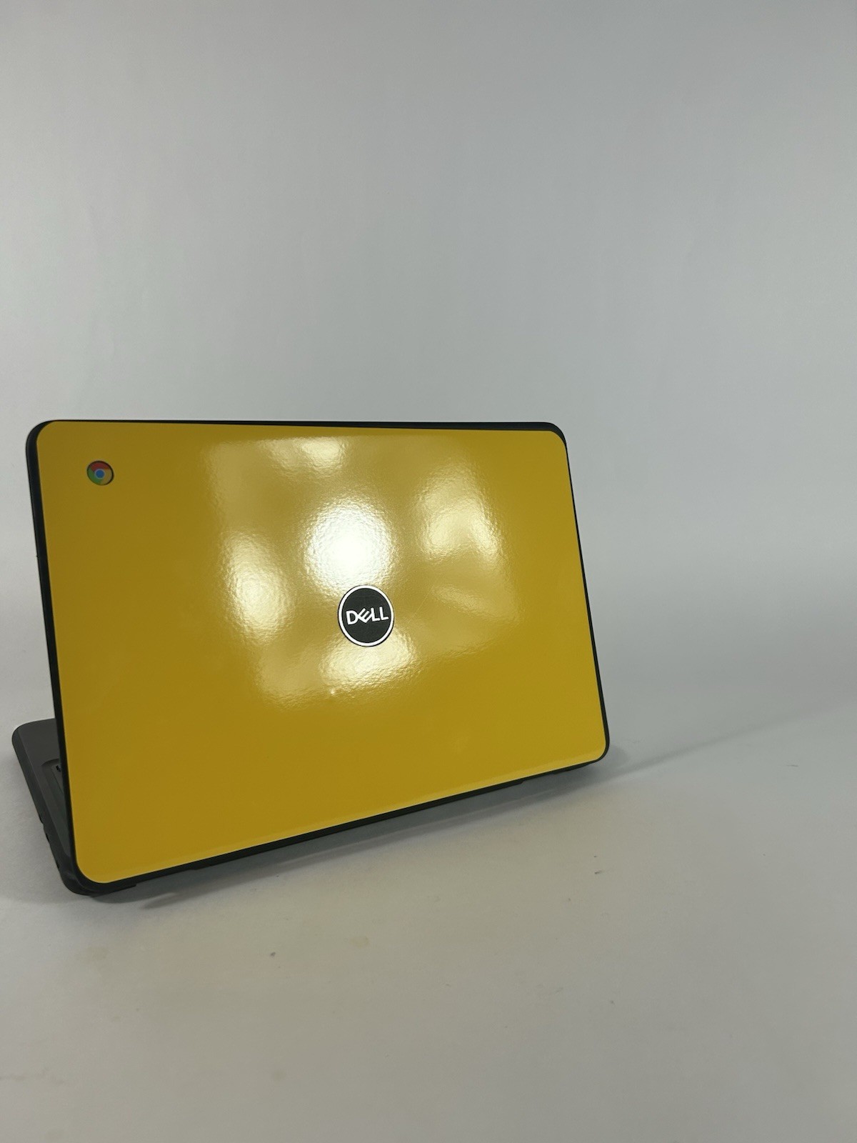 Dell Chromebook (11.6″,Celeron, 4GB RAM 32GB, ChromeOS touch screen yellow