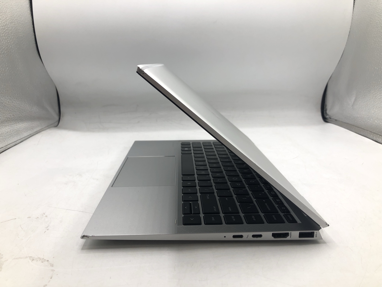 HP Elitebook x360 1040 G8 – I7 14″ Touch 3.0Ghz 16 GB 512GB Grade D