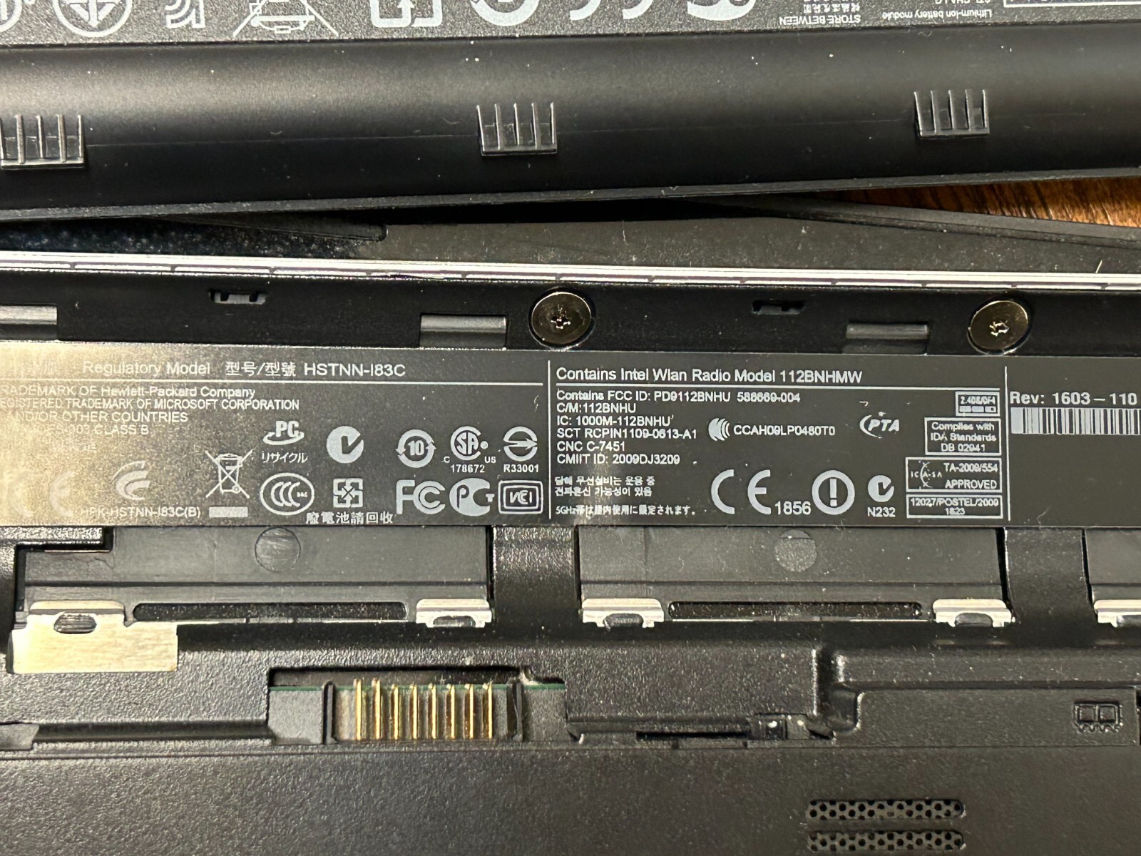 BROKEN HP Pavilion dm4-1150ca Intel Core i5 AS IS CRACKED SCREEN HINGE