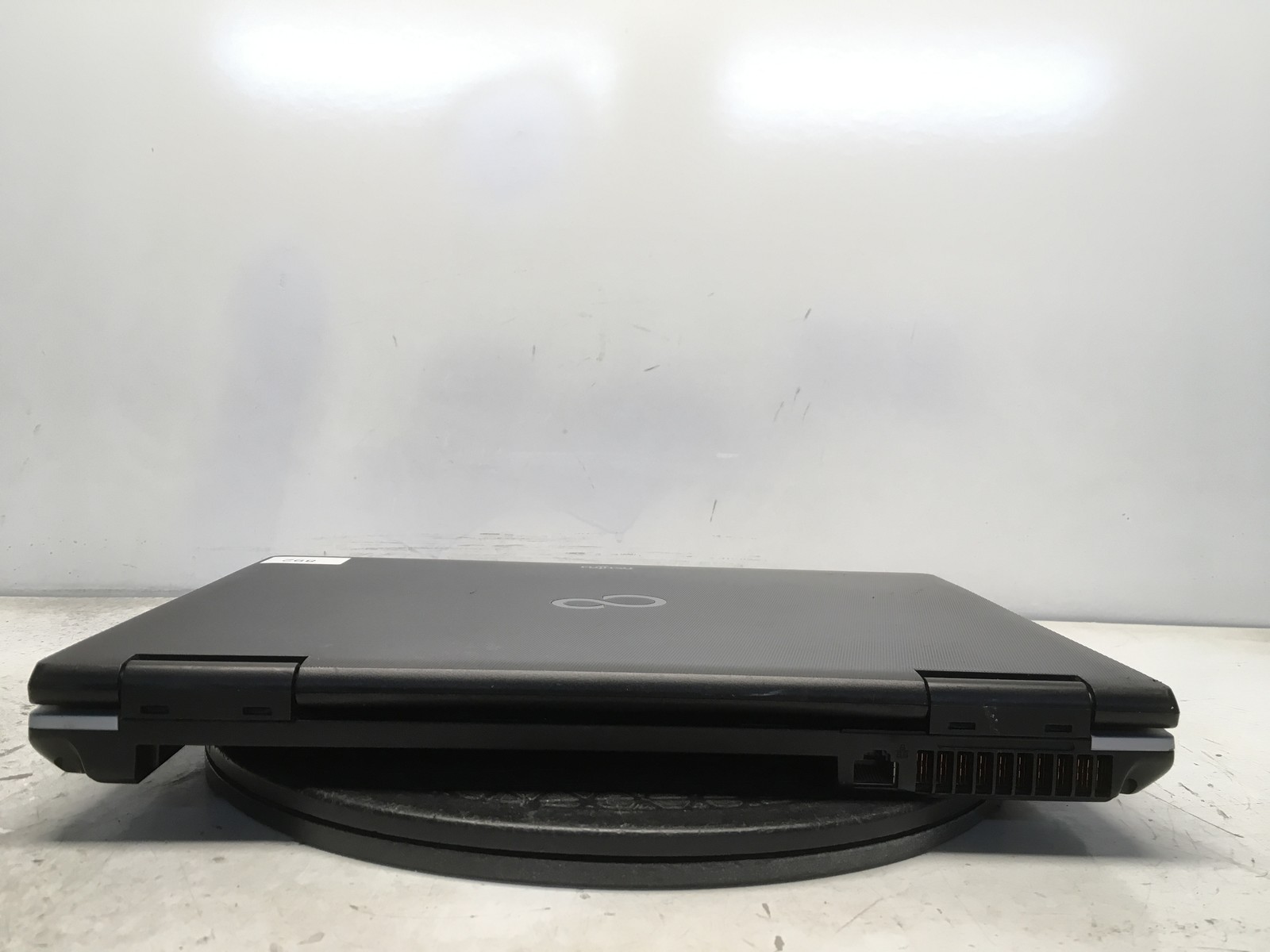 Fujitsu LifeBook S751 Intel i5-2410M 2.3GHz 2 GB NO HDD No Batt