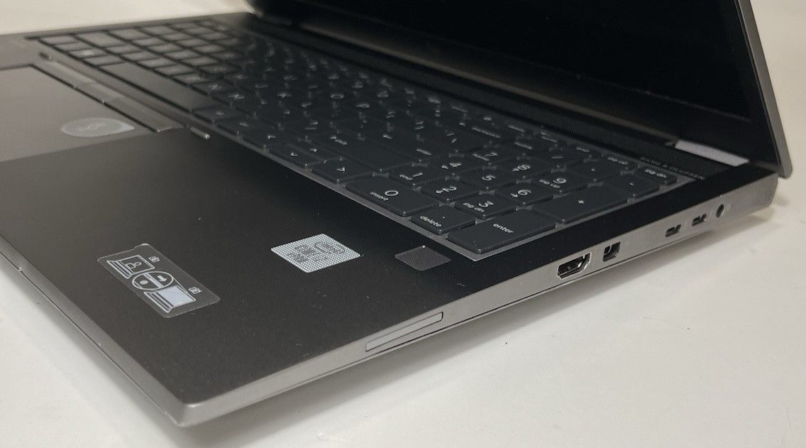 HP ZBook Fury 15 G7 i7-10850H – 16GB RAM – 512GB NVMe – 4GB T2000 – W11P- w A/C