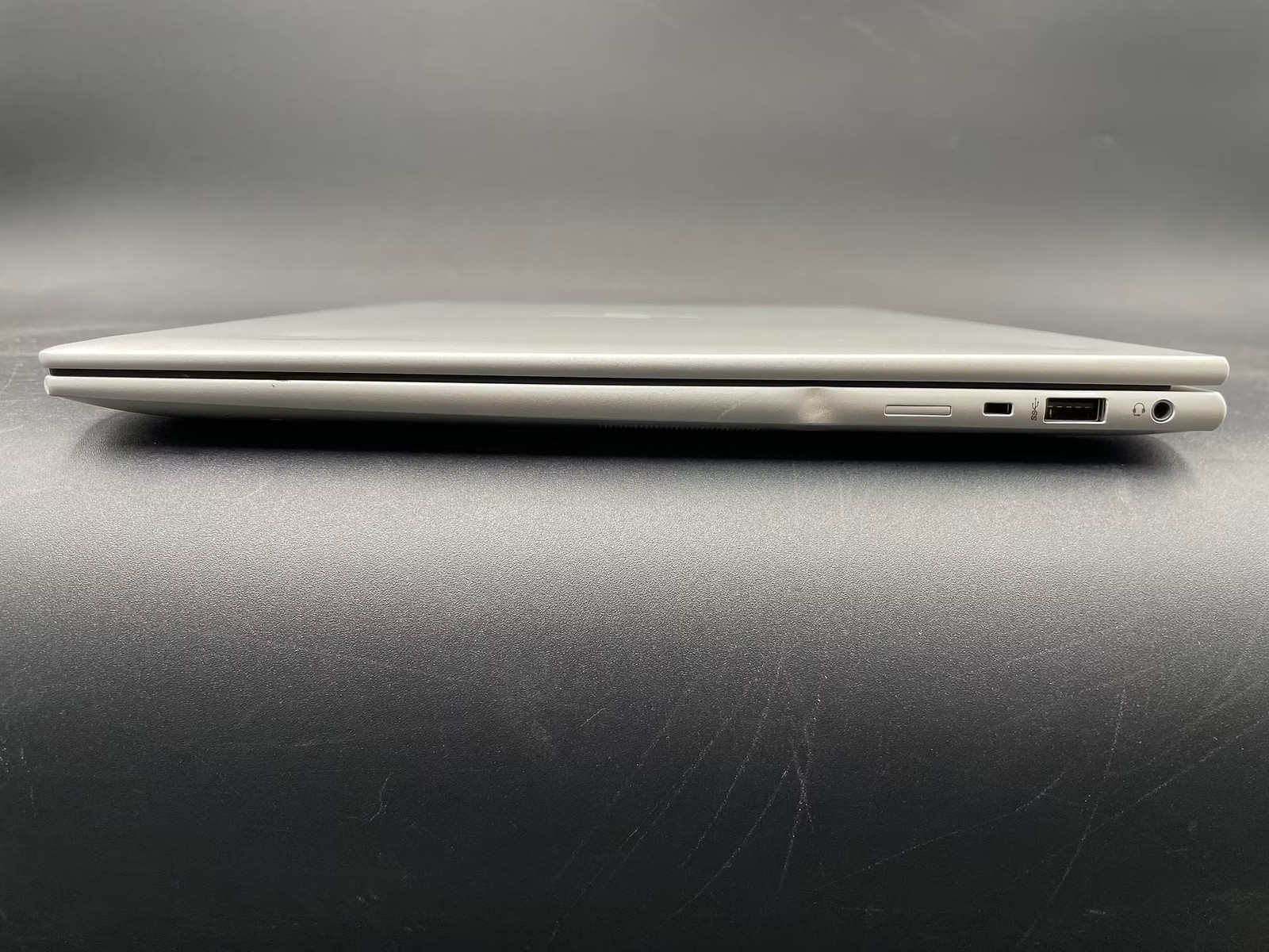 HP EliteBook 860 G9 Used 16″ (i5-1245U-16GB-256GB NVMe)