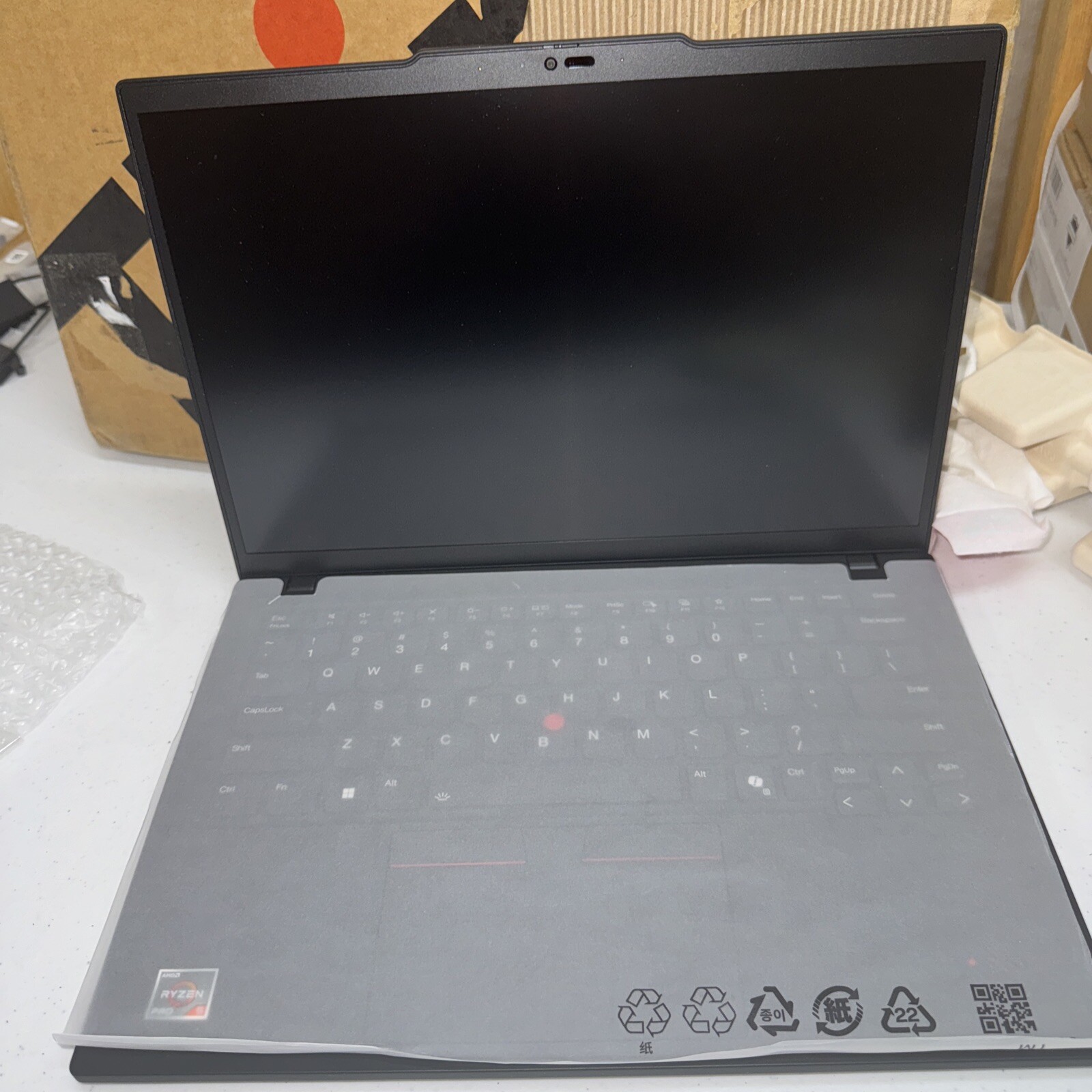 Lenovo ThinkPad T14 Gen 5 AMD Laptop 14″ IPS 60Hz Ryzen 5 PRO 8540U (READ!)