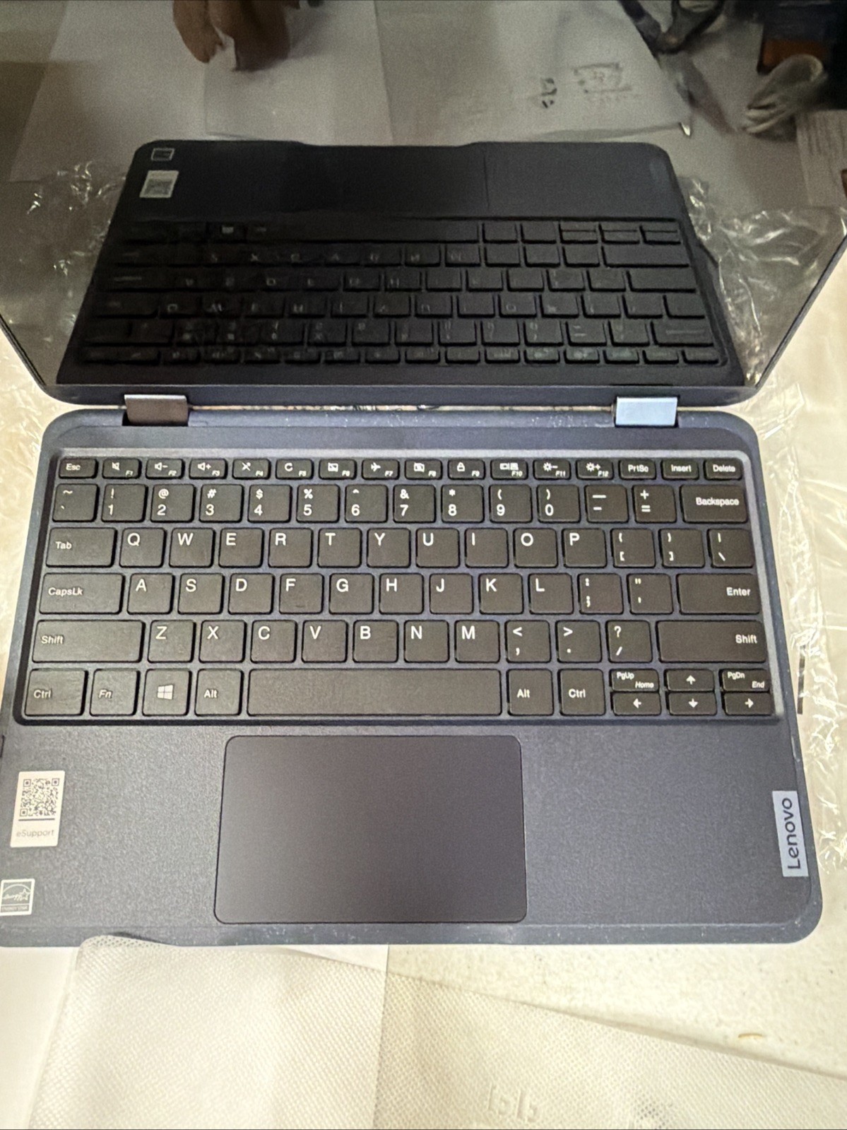 Lenovo 300w Gen 3 AMD 3015E 4GB 64GB SSD 11.6 inch Laptop Notebook (UNTESTED!)