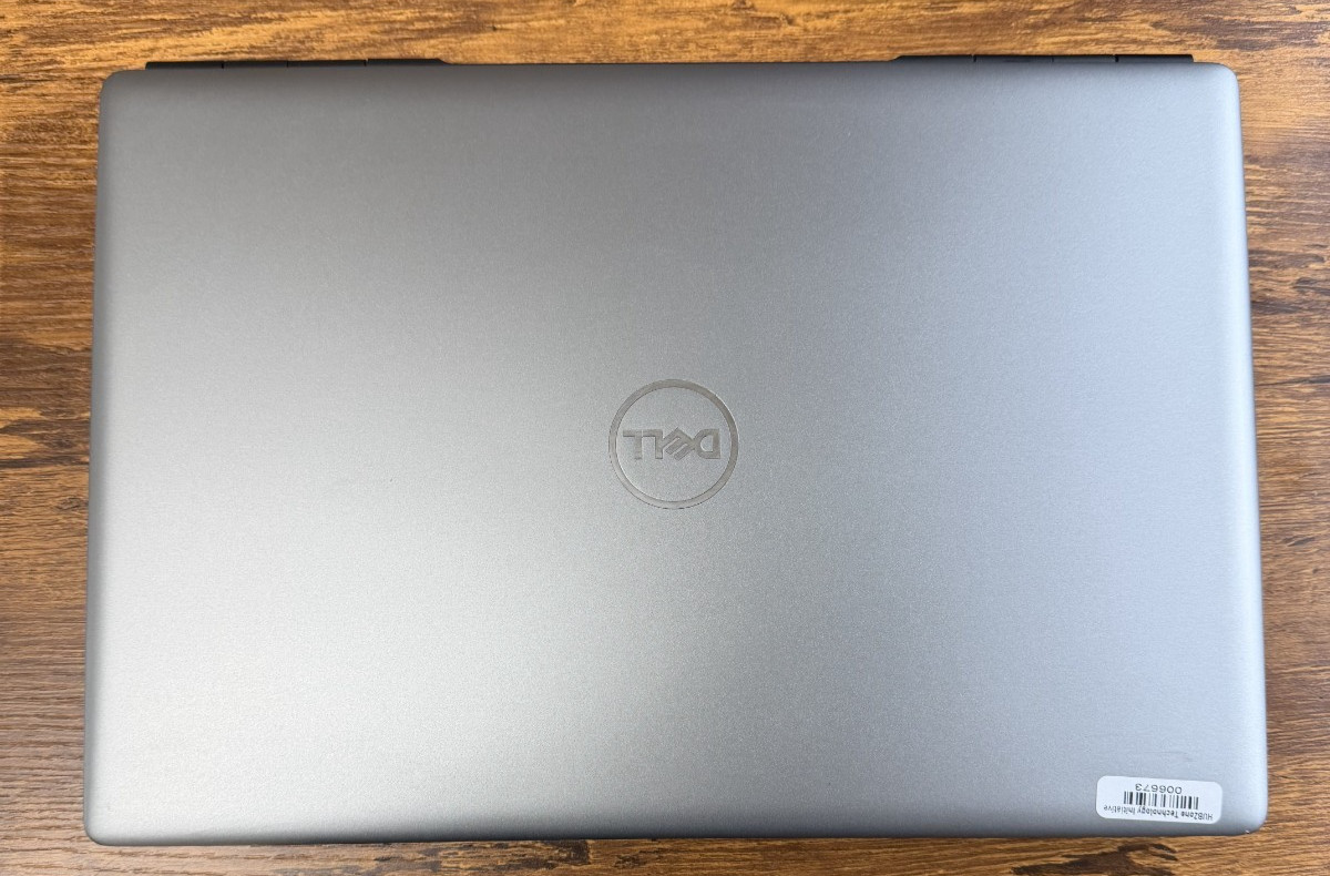 Dell Precision 7560 Intel(R) Core(TM) i9-11950H 32 GB RAM 1 TB SSD 15.6″