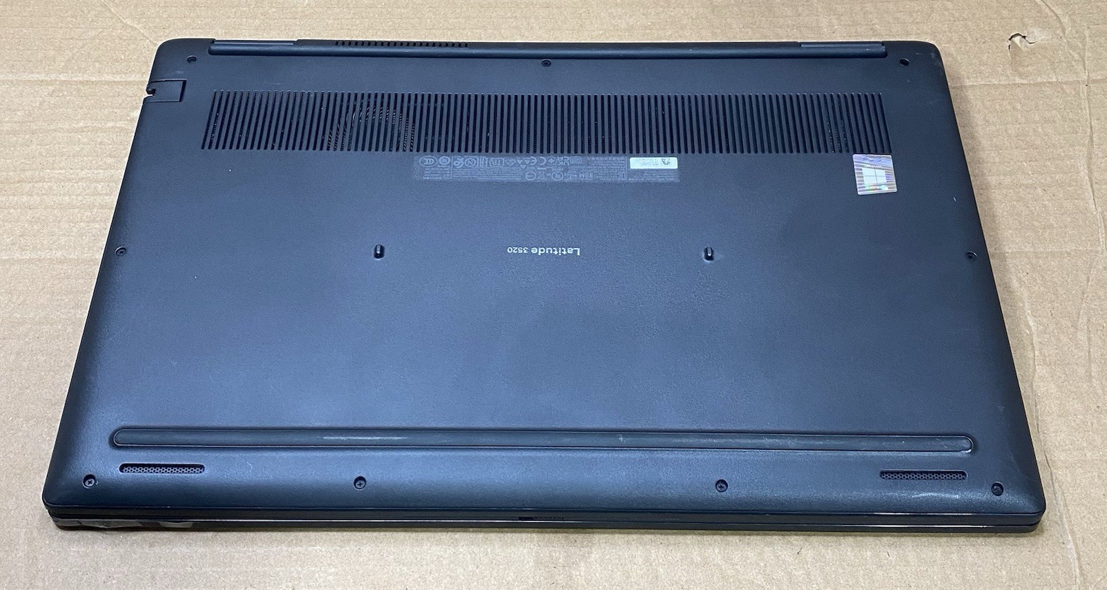 DELL LATITUDE 3520 Core i5-1145G7 @ 2.60GHz 128GB SSD 8GB RAM Windows 11 Pro