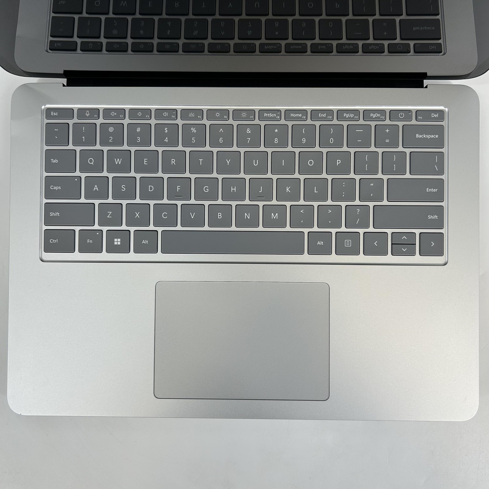 Surface Laptop Studio 2 14 2K TOUCH i7-13800H 32GB 1TB RTX 2000 Ada – BENT FRAME