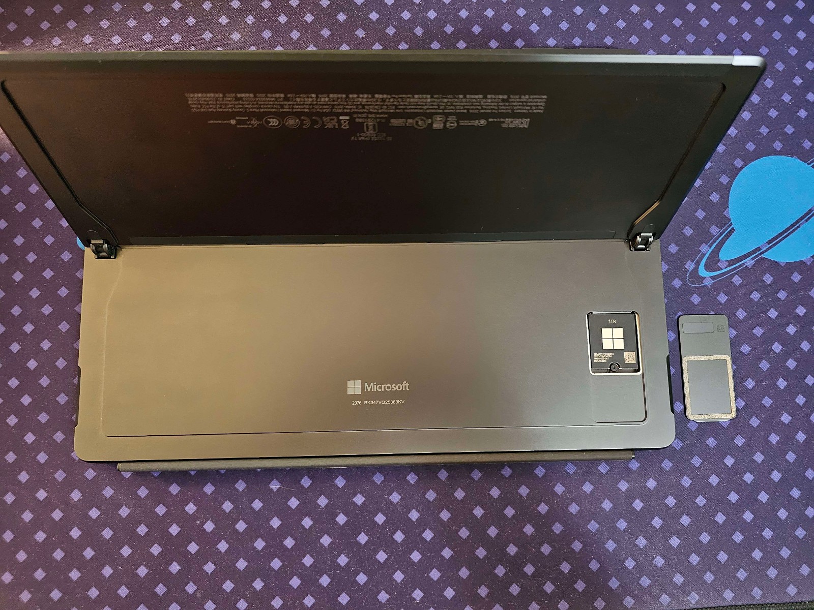 Microsoft Surface Pro 11 13″ Snapdragon X Elite 3.42 GHz 16GB 1TB SSD Excellent