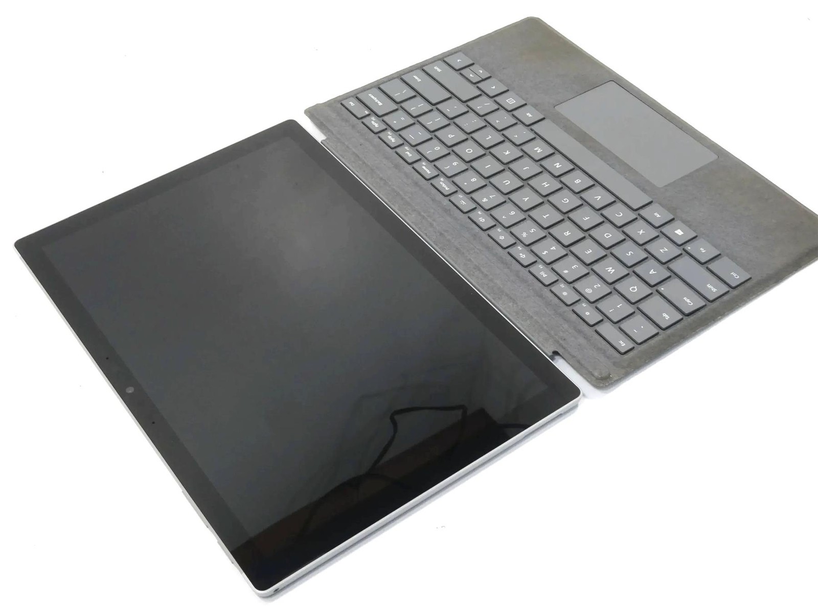 Microsoft Surface Pro 7 plus 1960 Core i5-1135G7 2.4GHz 8GB 256GB