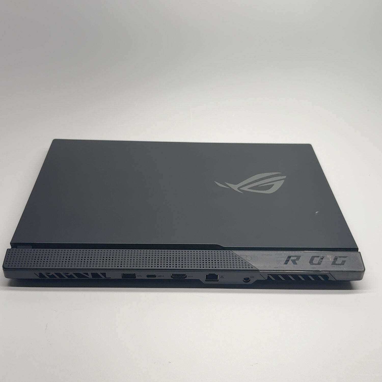 Asus ROG Strix G15 G513QY 15.6″ Ryzen 9 5980HX 3.3GHz 32GB RAM 500GB SSD