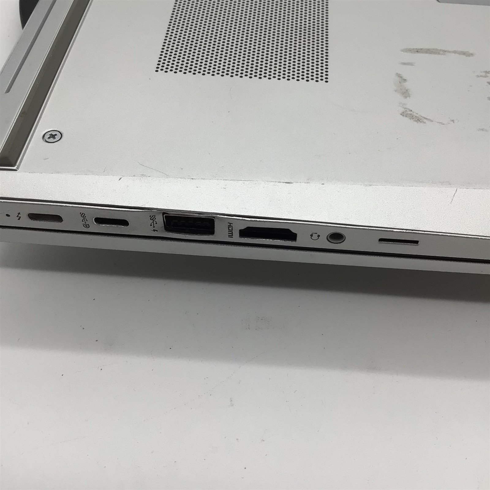 HP EliteBook 640 G10 i7-1365U/16GB RAM/512GB NVMe SSD
