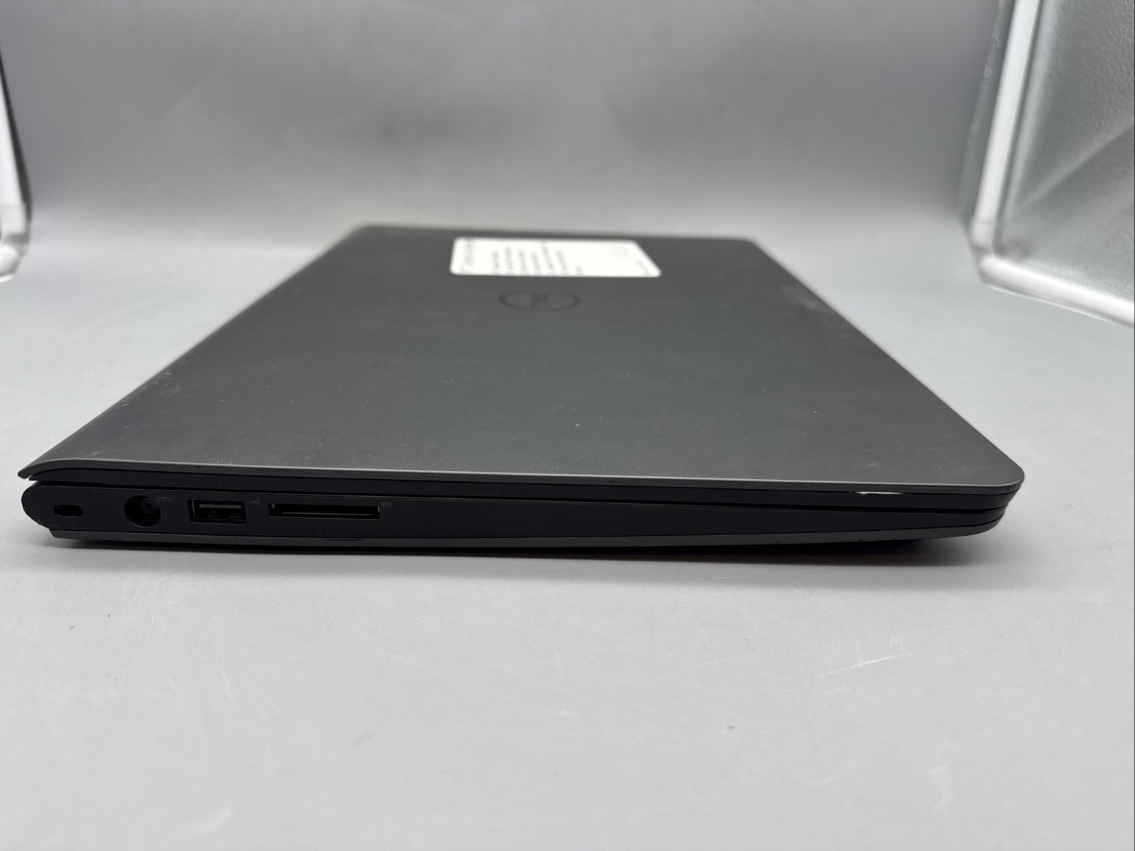 Dell Latitude 3450 14.0″ Intel Celeron 3205U 4 GB 256GB, For Parts