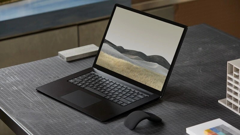 Microsoft Surface Laptop 3 13.5″ (256GB SSD, Intel Core i5 10th Gen., 3.70 GHz,