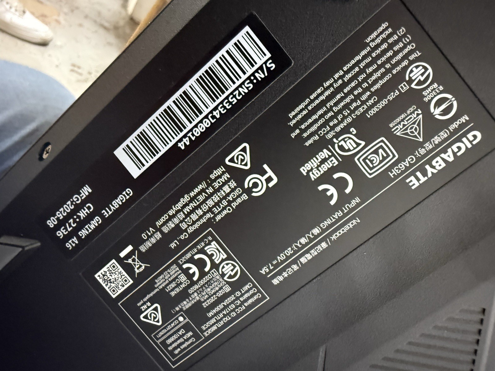 GIGABYTE Gaming A16 16 AMD Ryzen 7 260 16GB 1TB SSD RTX 5060 W11H Laptop