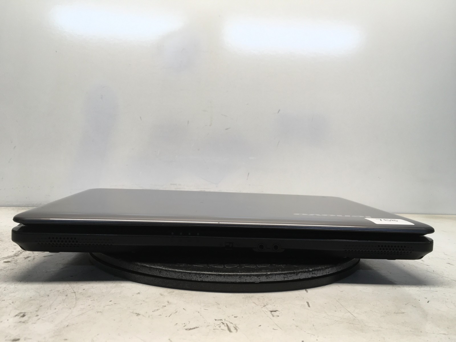 Lenovo G550 2958 Intel Pentium Dual-Core T4300 2.1GHz 3 GB NO HDD
