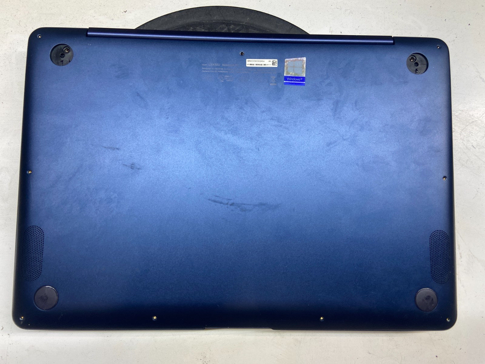 Asus Zenbook UX430U Intel Core i7-7500u 2.7GHz 8GB NO HDD