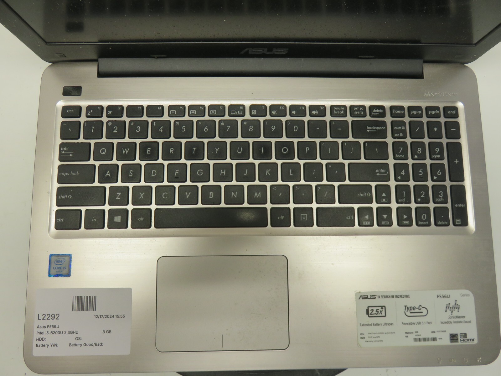 Asus F556U Intel i5-6200U 2.3GHz 8 GB NO HDD No Batt