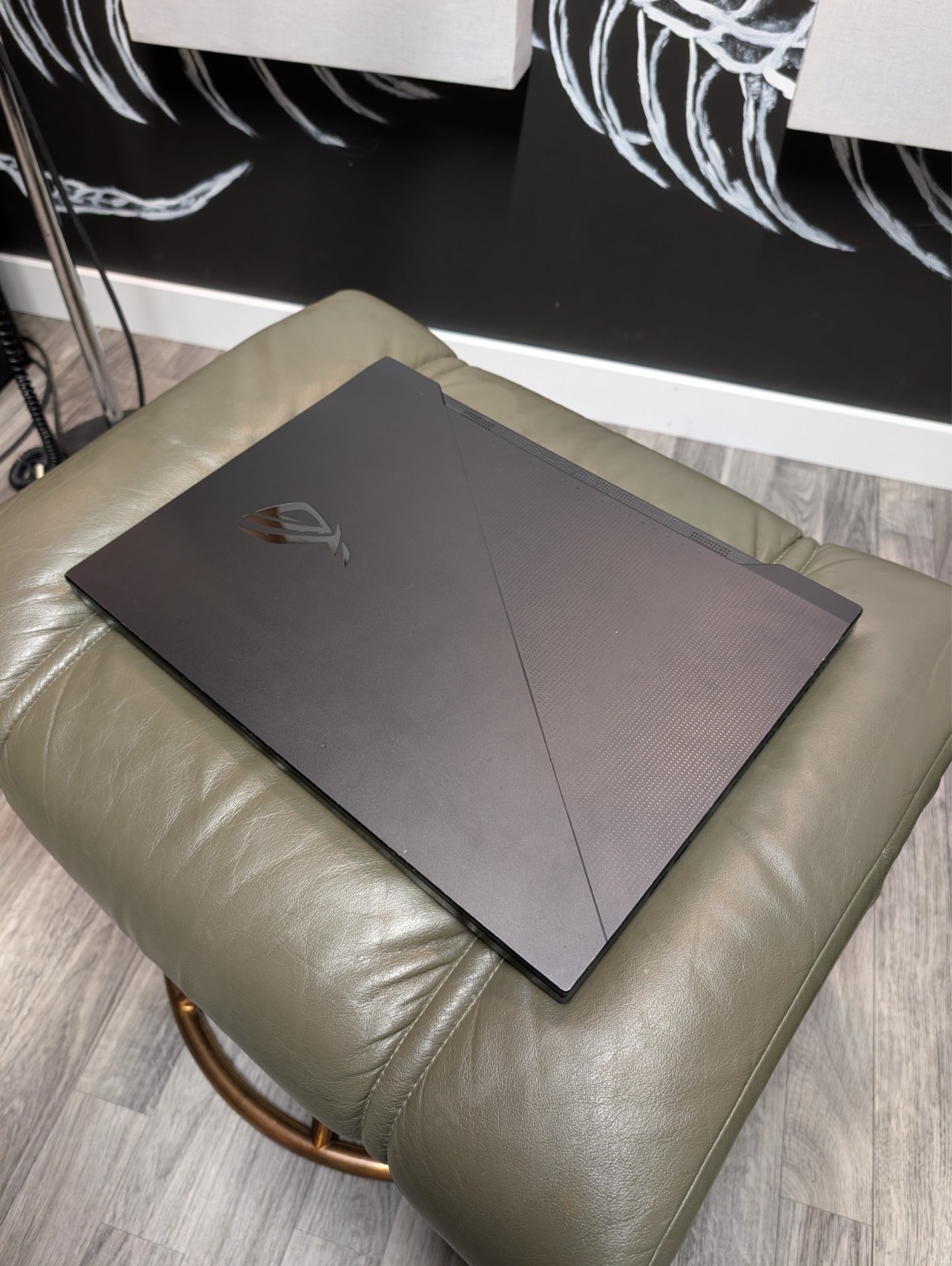 Asus ROG Zephyrus Duo 15 SE (2021) GX551QS-XS99 Ryzen 9 RTX 3080 4K 120Hz 3ms