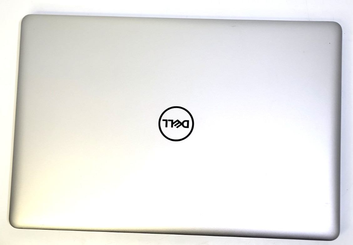 Dell Inspiron 5770 Core i3-8130U 8GB Ram 240GB SDD 17″ LCD Windows 11