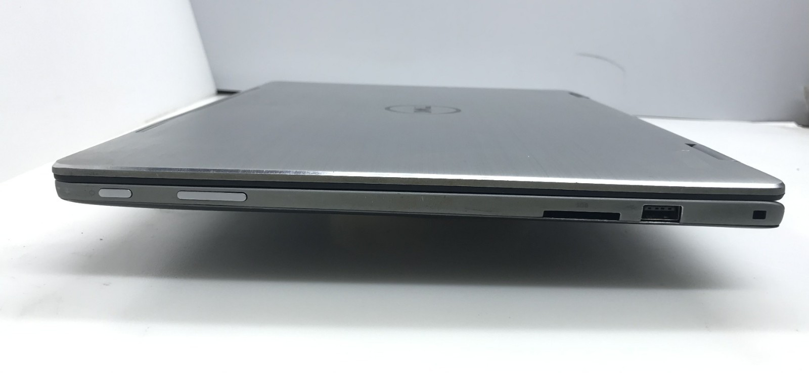 DELL INSPIRON 7579 2 IN 1 i5-7200U@2.5GHZ 8GB RAM 256GB SATA SSD W10P TOUCH*READ
