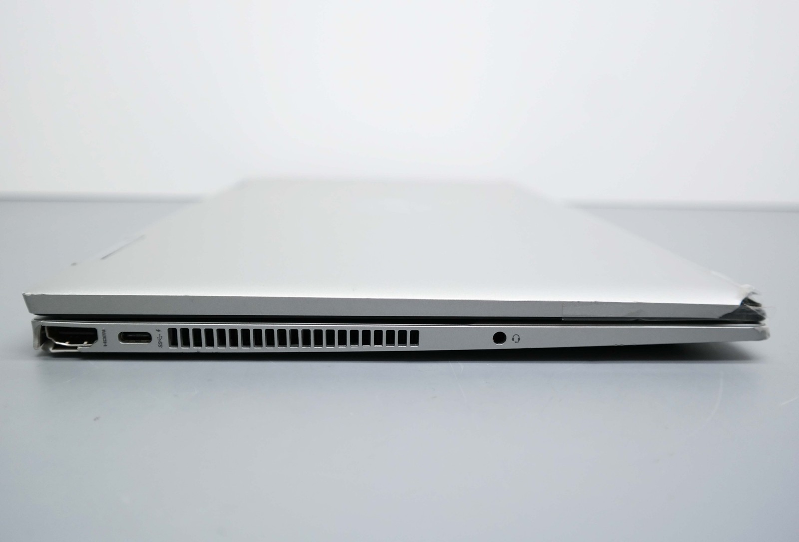 HP Pavilion 15-EG2079NR 15.6″ Core i5-1235U 8GB 256GB SSD ISSUE