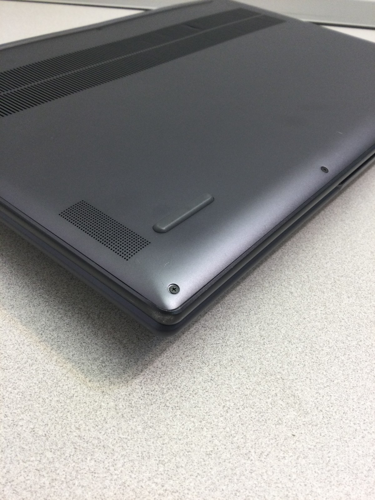 Lenovo Yoga 7i 2-in-1 16″ 2.5K Touch Core i5-1240P 8GB RAM 256GB SSD 1.70GHZ