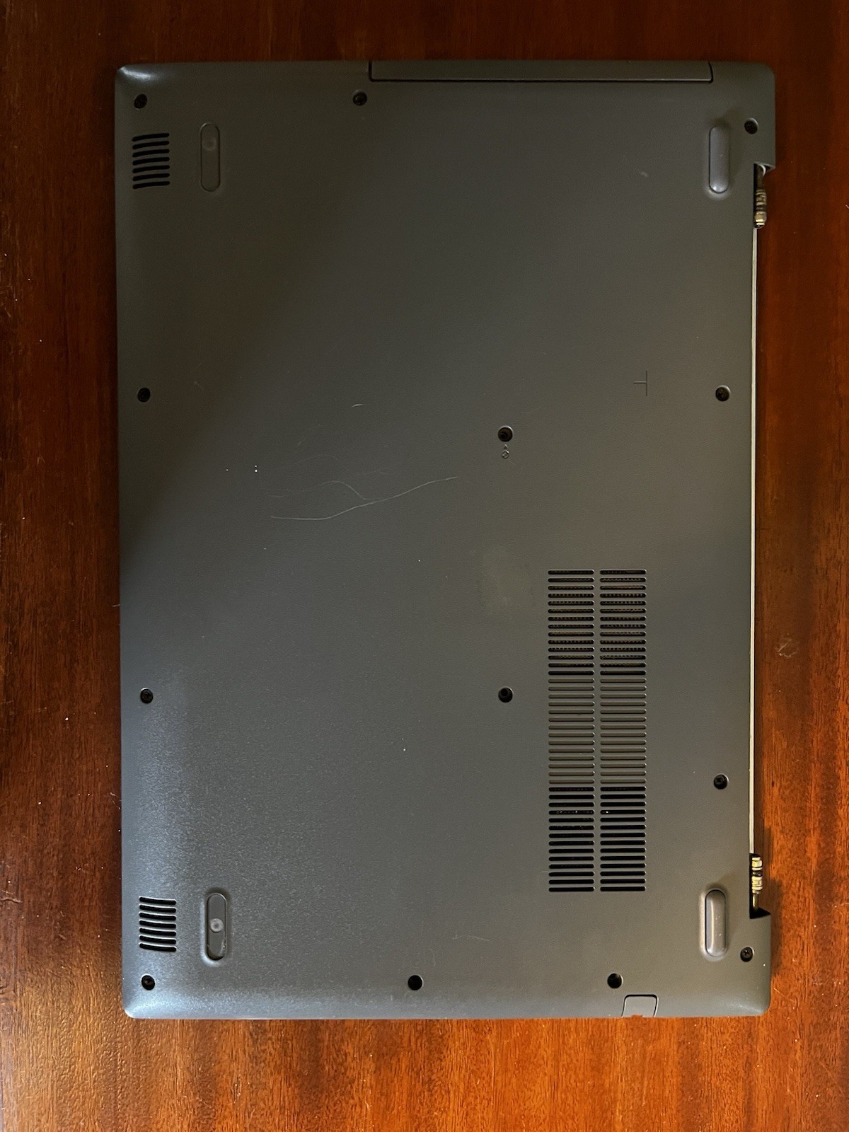 Lenovo IdeaPad 1 15ADA7 15.6″ (128GB eMMC, AMD Athlon Silver 3050U, 3.20 GHz,…