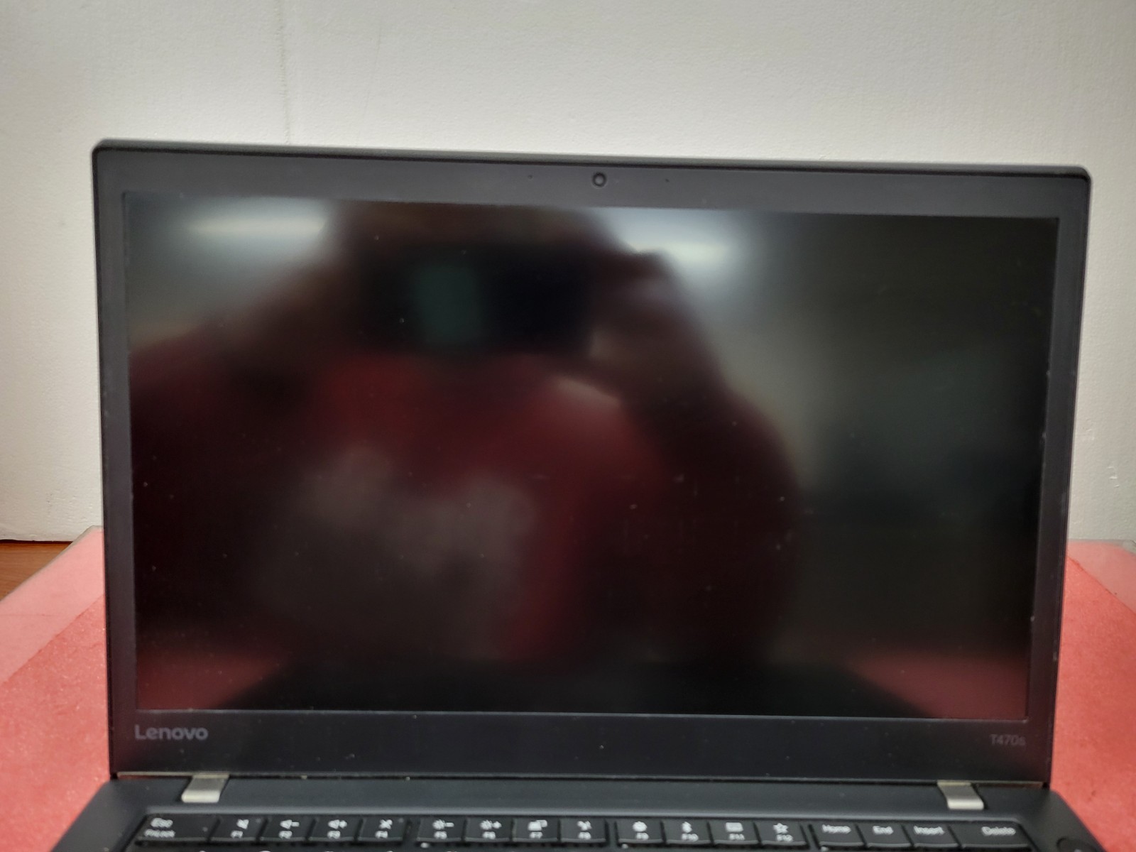 Lenovo ThinkPad T470S 14″ i5-7300U 4GB RAM *NO HDD/OS/COVER/BATT/AS IS* | LP520