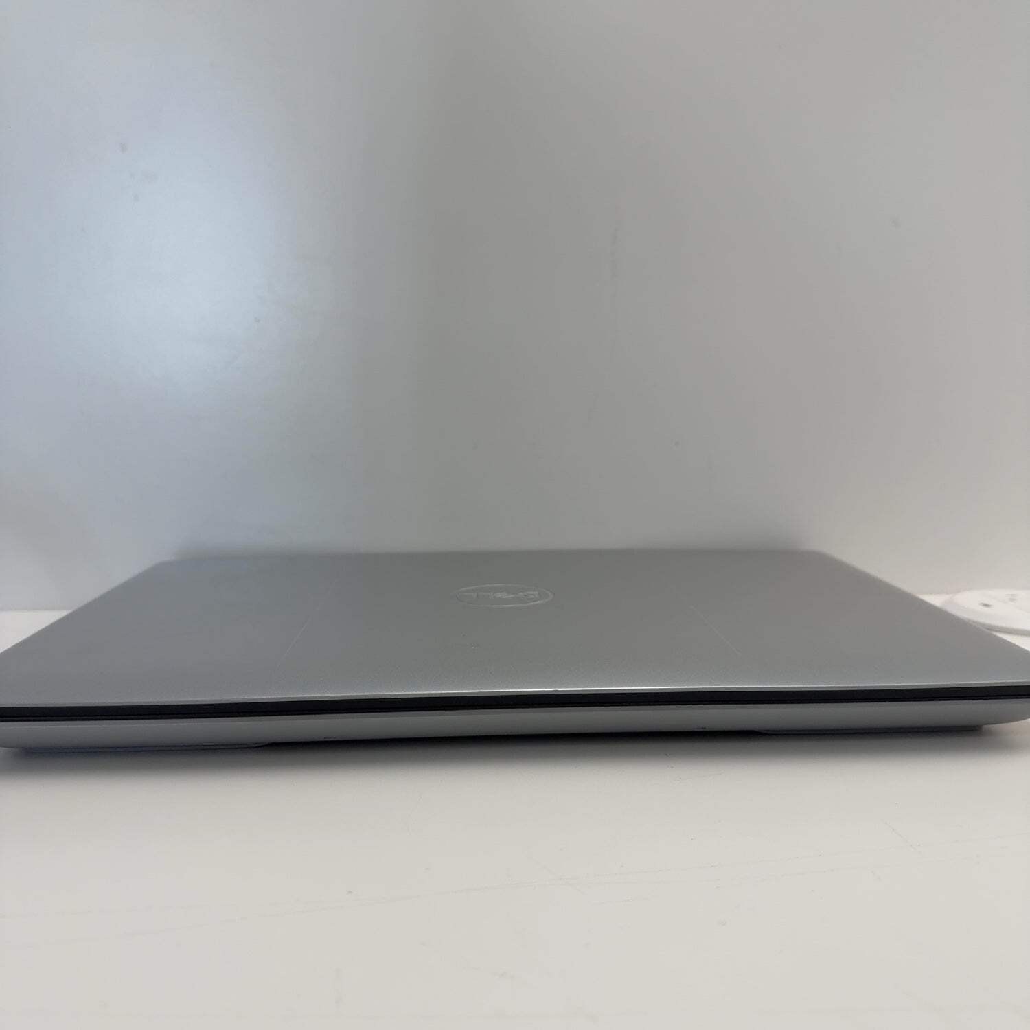 Dell G5 SE 5505 15.6″ Ryzen 7 4800H 2.9GHz 8GB RAM 512GB SSD AMD Radeon RX 5600M