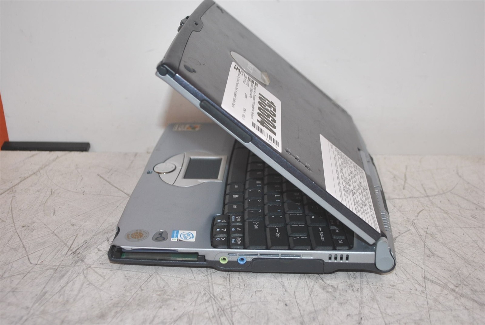 Damaged Acer TravelMate C100 Laptop Intel Pentium III 900MHz 128MB 0HD AS-IS