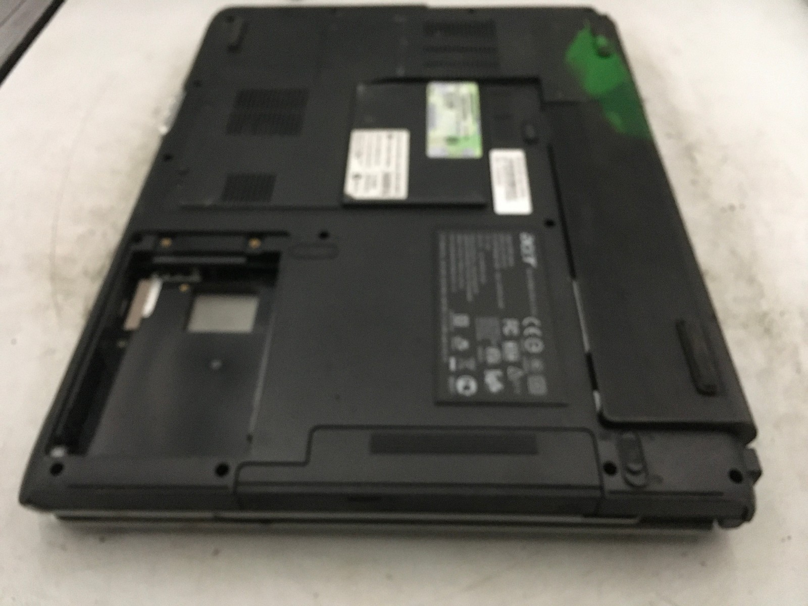 ACER ASPIRE 3000 ZL5 – BOOTS TO BIOS – AMD SEMPRON 3100 – 1GB RAM – READ DESC-BB