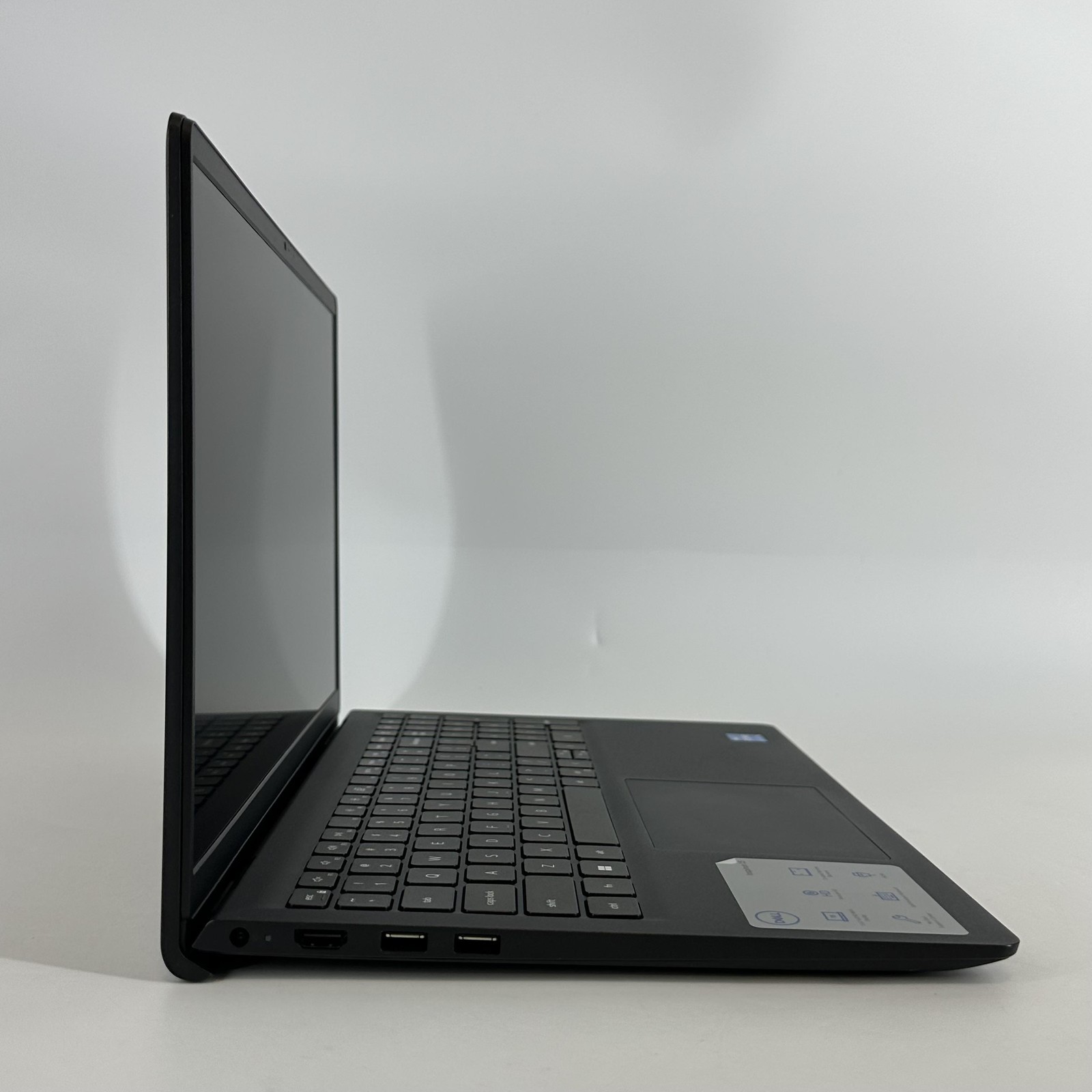 Dell Inspiron 3520 15.6 Black FHD i5-1135G7 2.40GHz 8GB RAM 256GB SSD Good