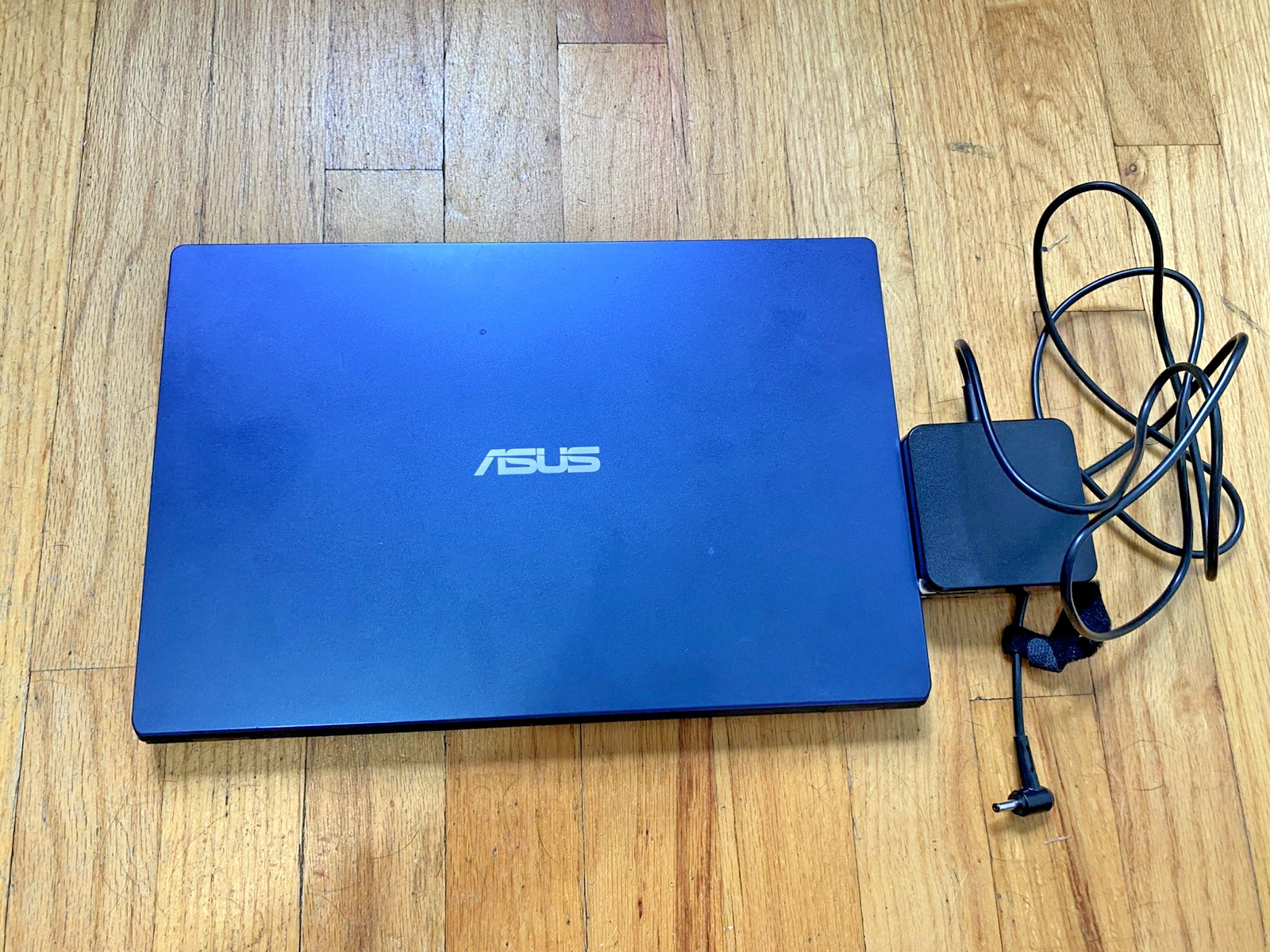 ASUS VivoBook E410MA 14″ Laptop, Intel Celeron N4020, 4GB RAM, 57GB (Chrome OS)