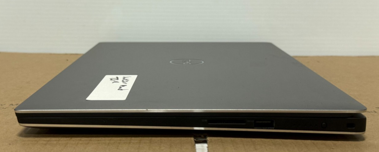 Dell Precision 5540 15.6″ Intel i9-9880H 16GB 512GB SSD Quadro T2000 Wind 11Pro