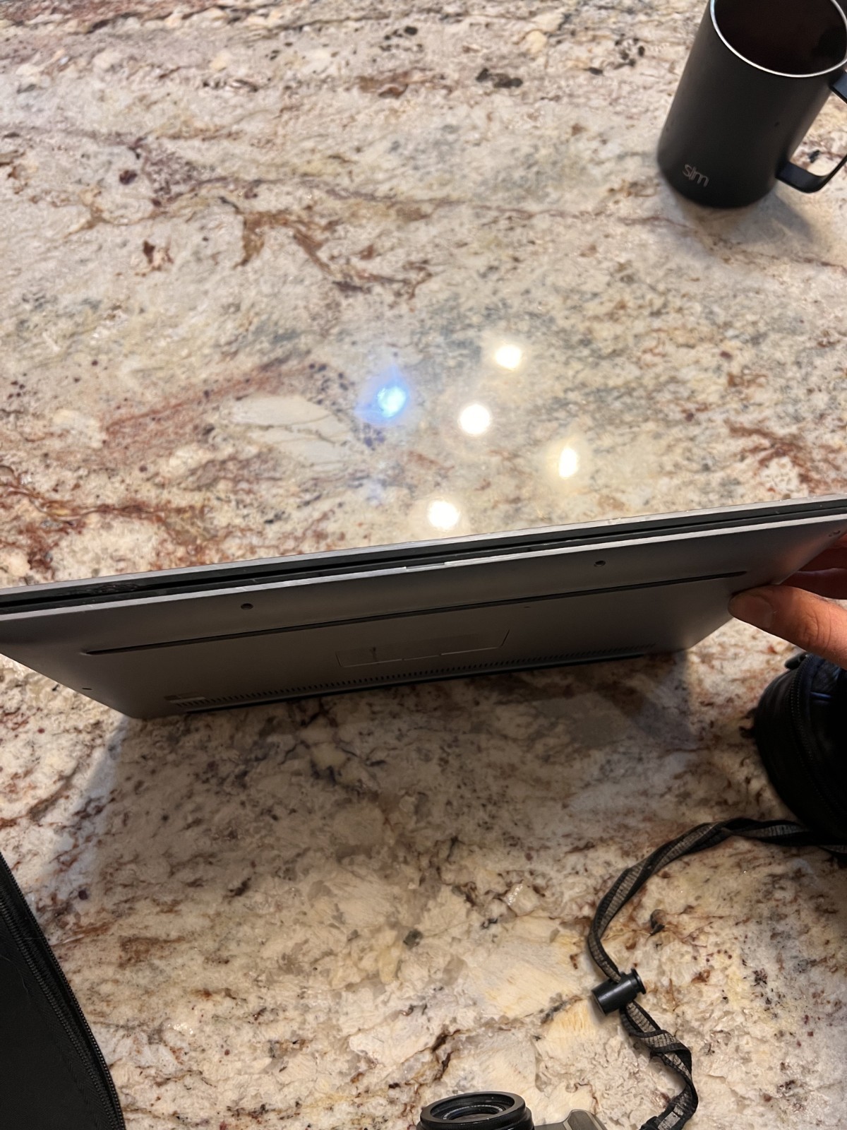 Dell XPS 13 9343- Working PC – Smashed Screen/No Battery – 256GB SSD – READ